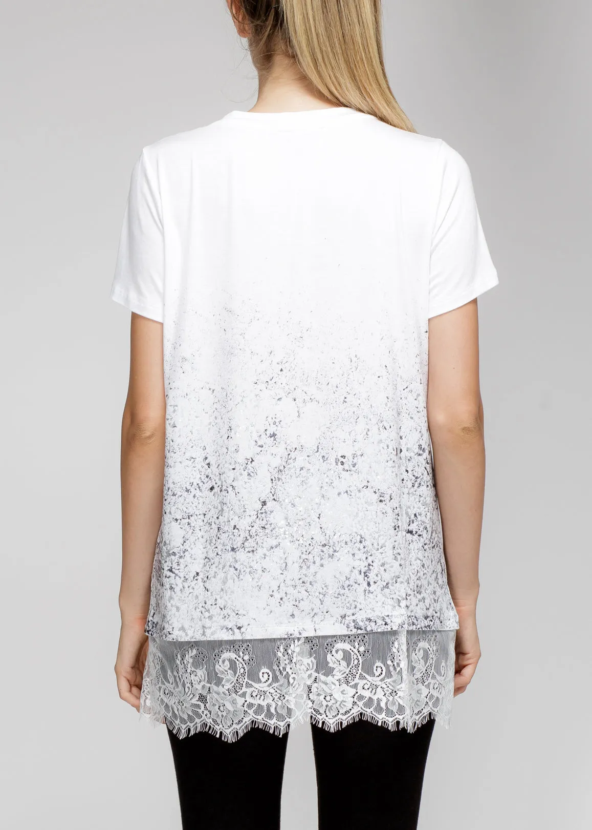 Konus Women's Lace Detail V Neck Tee