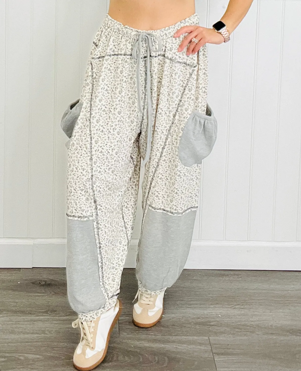 POL Grey Oversized Floral Knit Pants (Reg.)