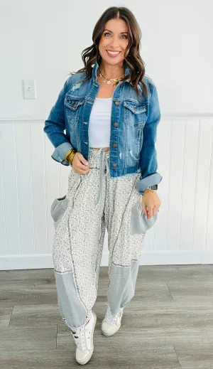 POL Grey Oversized Floral Knit Pants (Reg.)