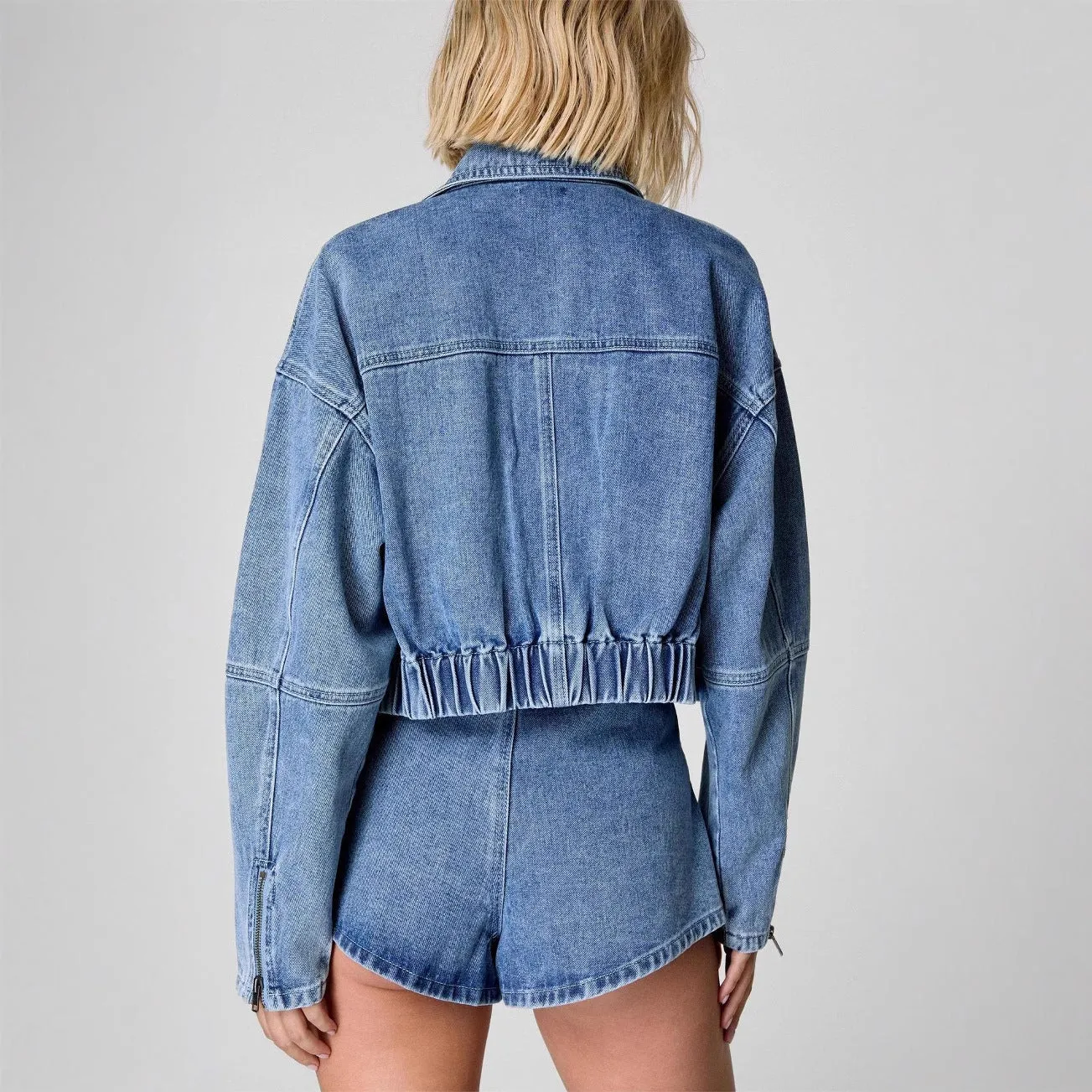Womens Denim Jacket  Oversized Fit  Cropped Length  Zip Front  Utility Pockets
